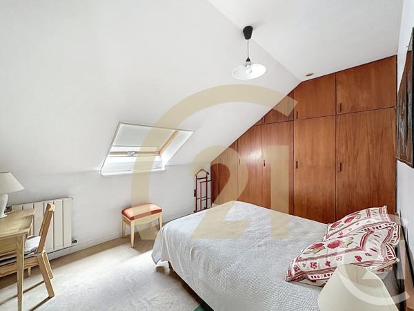 Maison à vendre  14 pièces - 274,17 m2 VILLEJUIF - 94