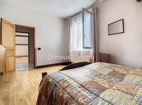 Maison à vendre 6 pièces de 243 m²