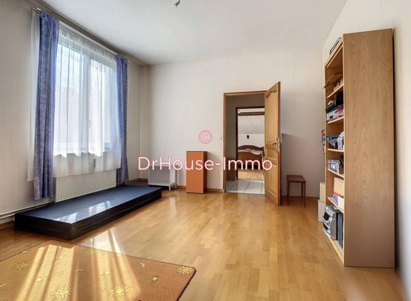 Maison à vendre 6 pièces de 243 m²