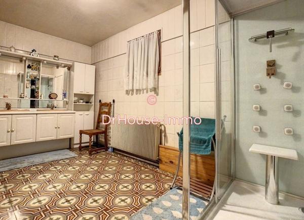 Maison à vendre 6 pièces de 243 m²