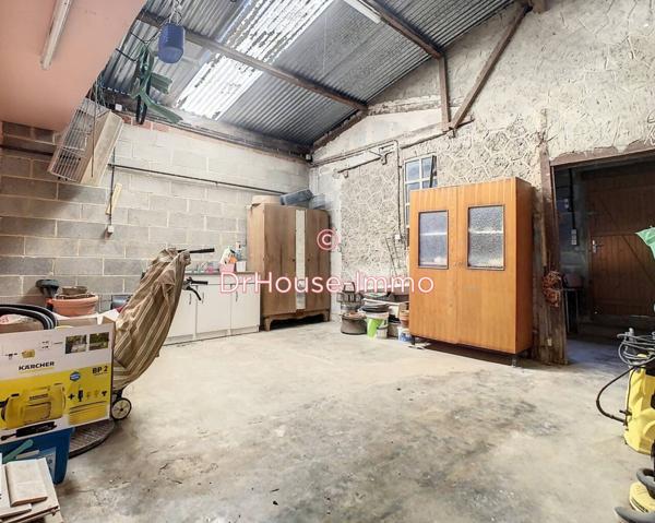 Maison à vendre 6 pièces de 243 m²