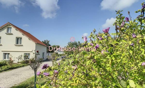 Maison à vendre 6 pièces de 243 m²