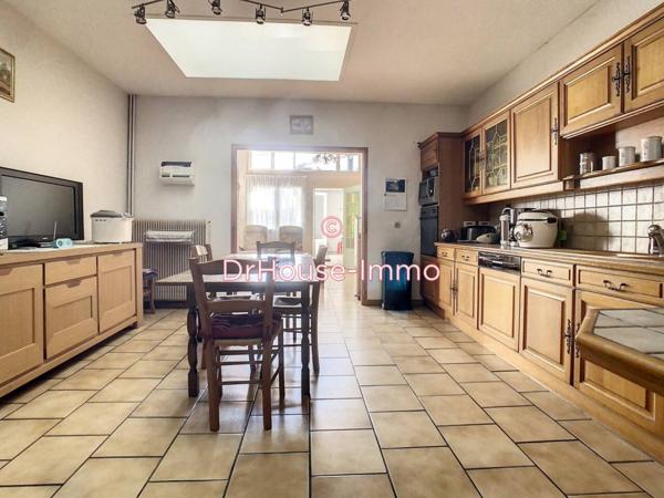 Maison à vendre 6 pièces de 243 m²