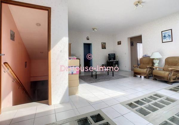 Maison à vendre 6 pièces de 243 m²