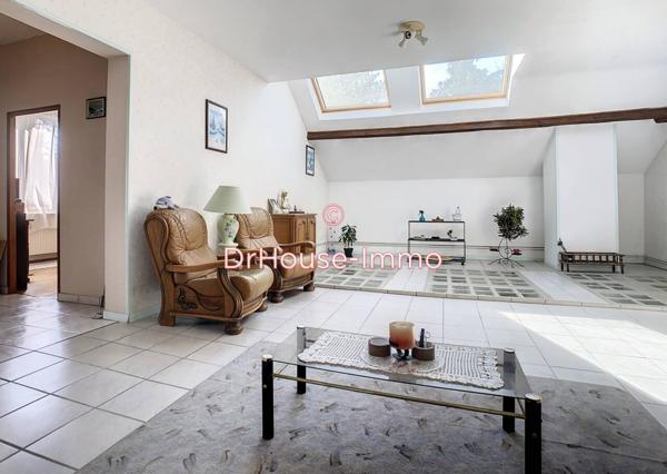 Maison à vendre 6 pièces de 243 m²