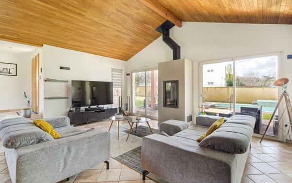 Maison à vendre    6 pièces •  Toulouse