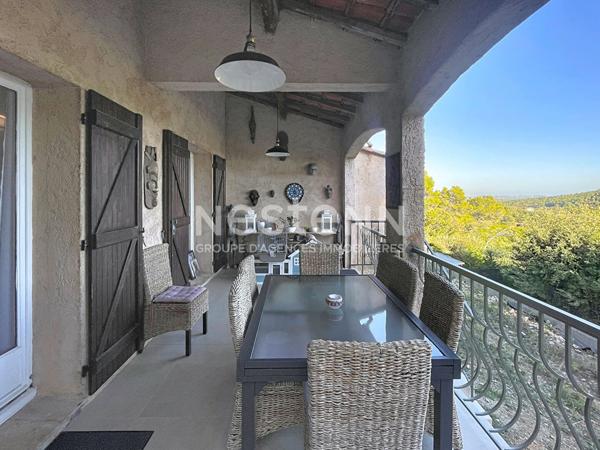 Charmante maison provençale 5 pièces de 130 m² avec grand terrain de 2543 m² à vendre au Tignet - Exclusivité NESTENN