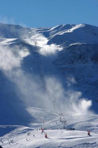 Dpt Hautes Pyrénées (65), à vendre proche de PEYRAGUDES Hôtel - Restaurant sur les pistes de ski