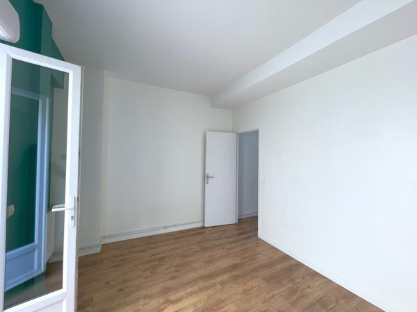 Local Commercial 6 pièces - 85 m²