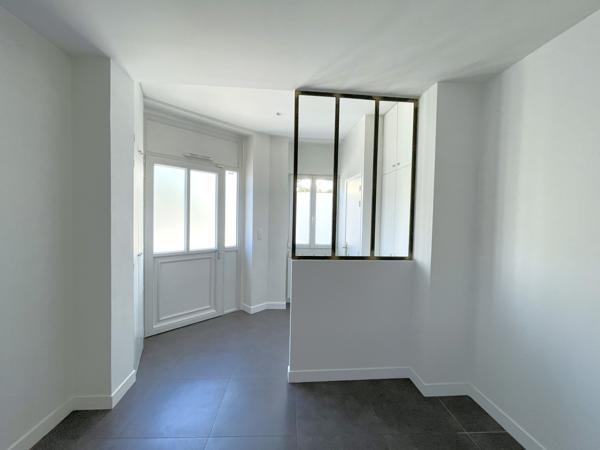 Local Commercial 6 pièces - 85 m²