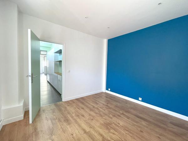 Local Commercial 6 pièces - 85 m²