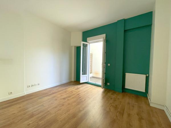 Local Commercial 6 pièces - 85 m²