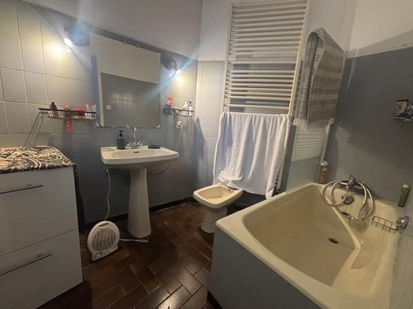 Maison 69 900 € Lavelanet 4 p 94 m² DPE E