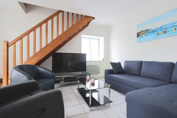 Maison en pierre avec jardin, garage et terrain constructible à Roscoff 29680