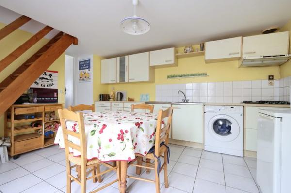 Maison en pierre avec jardin, garage et terrain constructible à Roscoff 29680