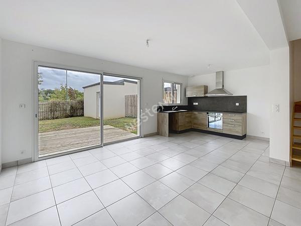 Maison récente à vendre à Avrillé - 4 chambres