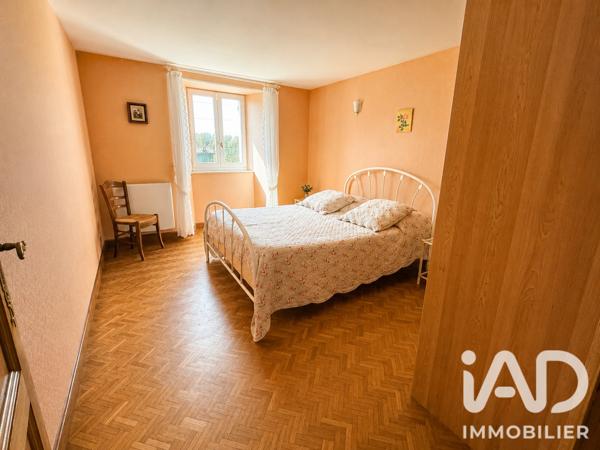 Maison à vendre 8 pièces 278 m² Baignes-Sainte-Radegonde