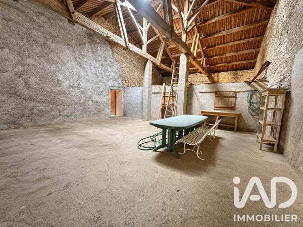 Maison à vendre 8 pièces 278 m² Baignes-Sainte-Radegonde