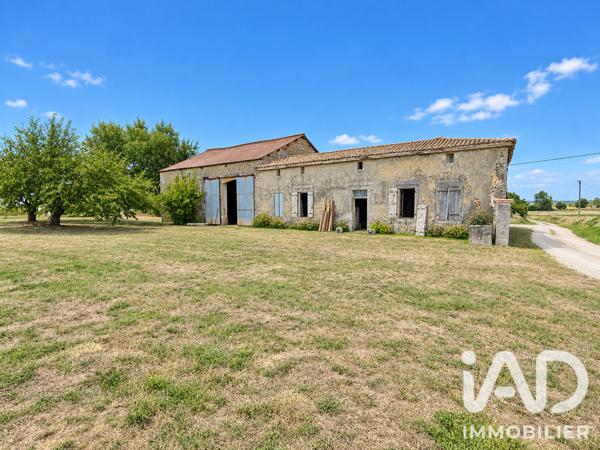 Maison à vendre 8 pièces 278 m² Baignes-Sainte-Radegonde