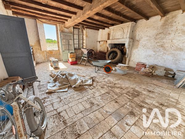 Maison à vendre 8 pièces 278 m² Baignes-Sainte-Radegonde