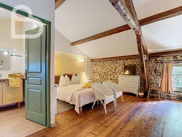 Duravel (46700) Domaine avec manoir et dépendances – Potentiel exceptionnel