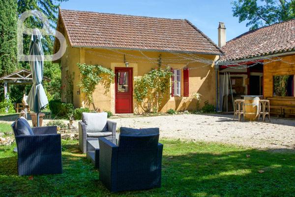 Duravel (46700) Domaine avec manoir et dépendances – Potentiel exceptionnel