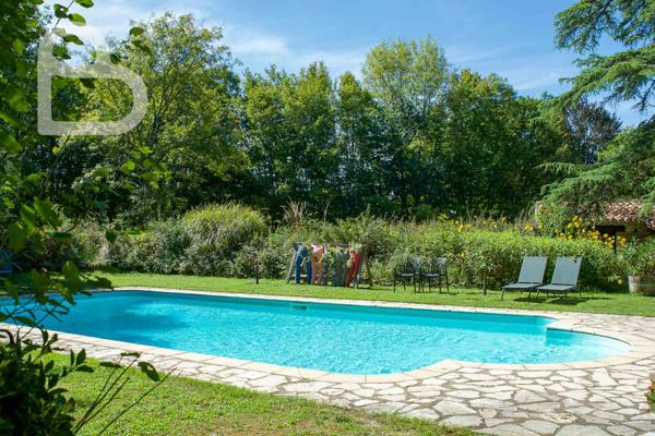 Duravel (46700) Domaine avec manoir et dépendances – Potentiel exceptionnel