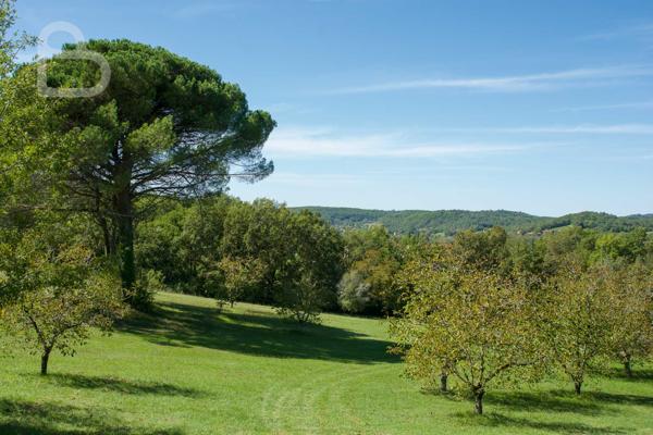 Duravel (46700) Domaine avec manoir et dépendances – Potentiel exceptionnel