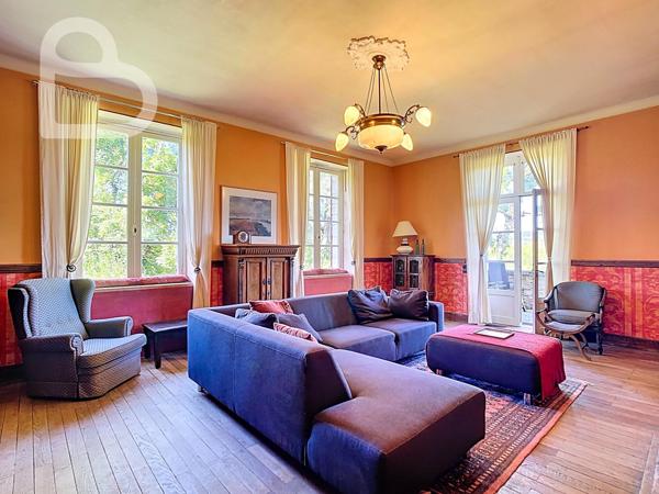 Duravel (46700) Domaine avec manoir et dépendances – Potentiel exceptionnel