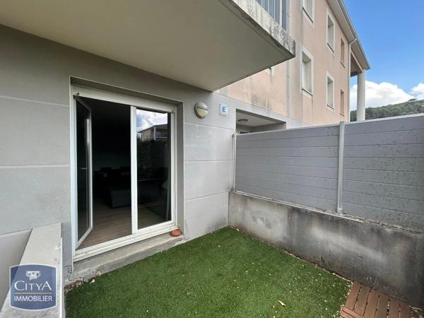 Appartement à louer 3 pièces 64.39m² Saint-Privat-des-Vieux (30340)