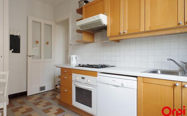 Appartement à louer    2 pièces •  Lyon 7