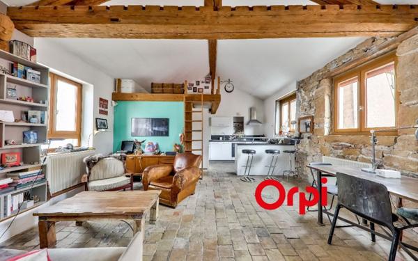 Appartement à louer    2 pièces • 52 m2 Lyon 1