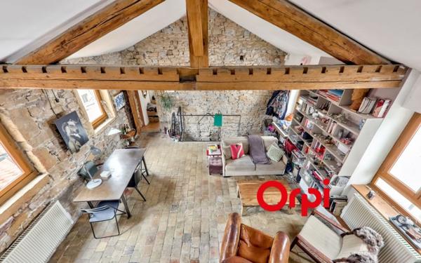 Appartement à louer    2 pièces • 52 m2 Lyon 1