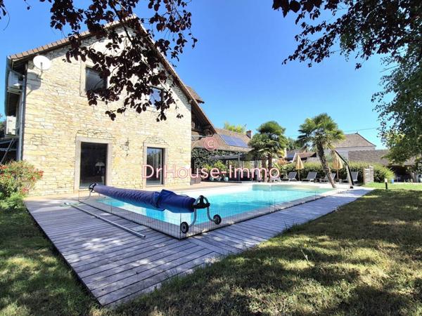 Maison à vendre 10 pièces de 293 m²