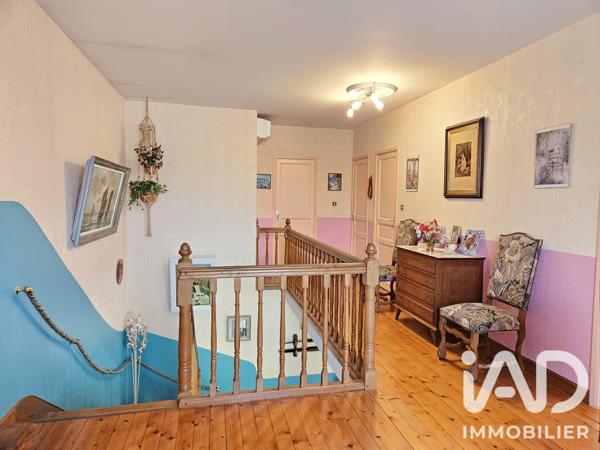 Maison à vendre 9 pièces 317,34 m² Jarnac