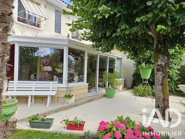 Maison à vendre 9 pièces 317,34 m² Jarnac