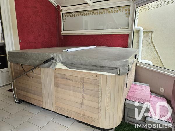 Maison à vendre 9 pièces 317,34 m² Jarnac