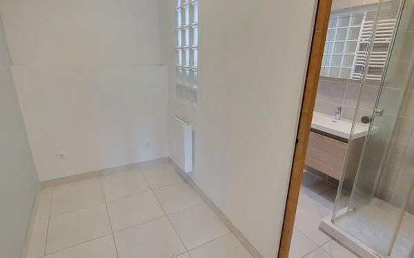 Appartement à louer    2 pièces •  Saint-Loubès