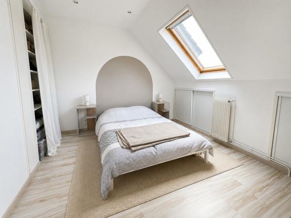 Maison à vendre 187 424 € Saint-Germain-du-Puy 4 p 88 m² DPE C