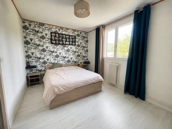 Maison à vendre 187 424 € Saint-Germain-du-Puy 4 p 88 m² DPE C