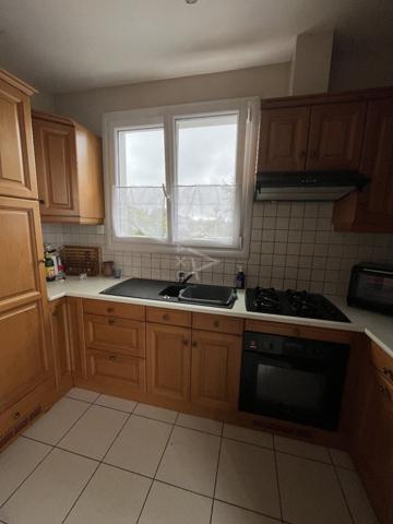 Maison sur sous-sol proche centre et commodités