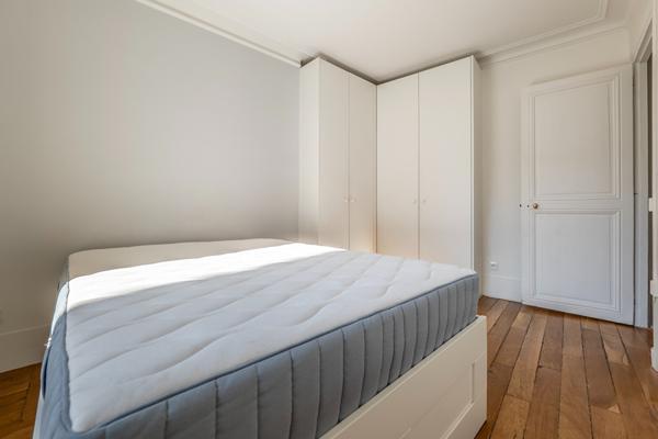 Appartement Paris 3 pièce(s) 48 m2