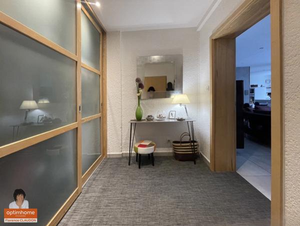 ÉPINAL APPARTEMENT 101 m² adapté PMR, ASCENSEUR, TERRASSE, GARAGE, CAVE, STATIONNEMENT