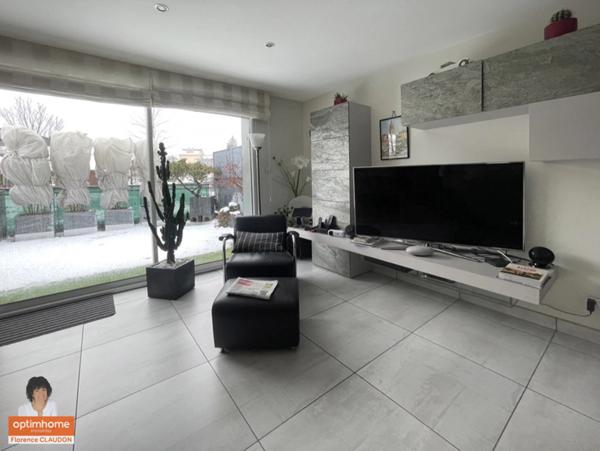 ÉPINAL APPARTEMENT 101 m² adapté PMR, ASCENSEUR, TERRASSE, GARAGE, CAVE, STATIONNEMENT