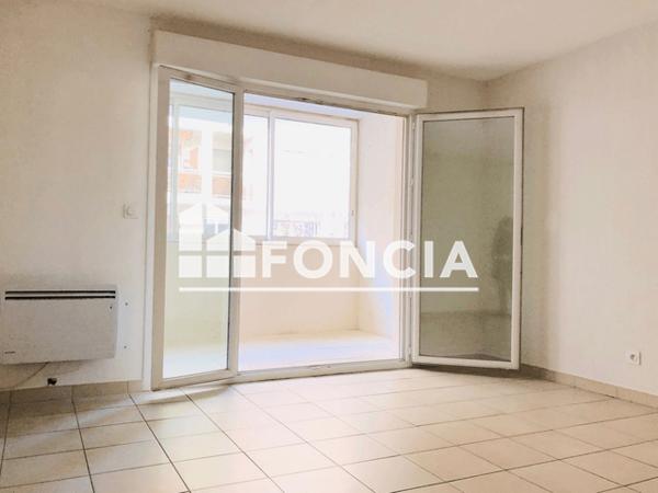 Location Appartement 2 pièces 38.3 m² - 25 AVENUE BENOIT MALON Toulon 83100