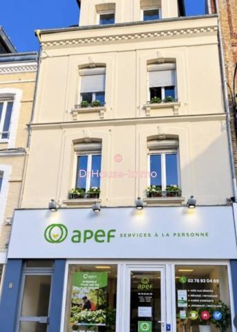 Immeuble à vendre de 180 m²