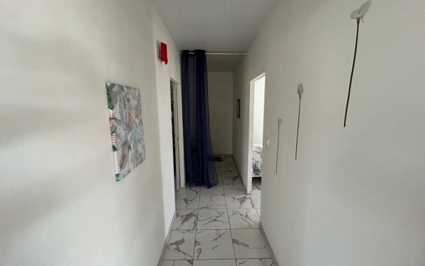 Maison à vendre    3 pièces •  Rivière-Salée