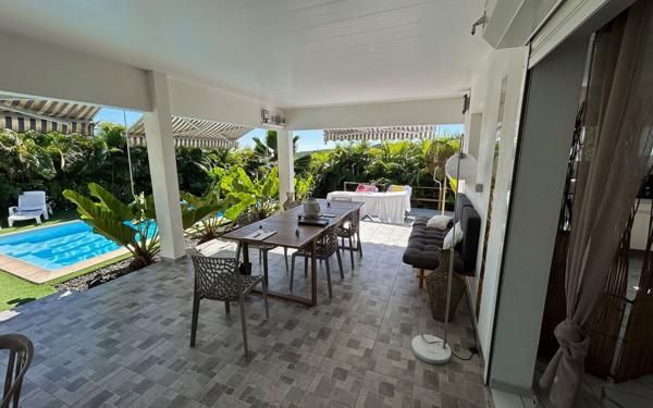 Maison à vendre    3 pièces •  Rivière-Salée