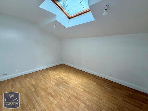 Maison à louer 3 pièces 58.46m² Les Martres-d'Artière (63430)
