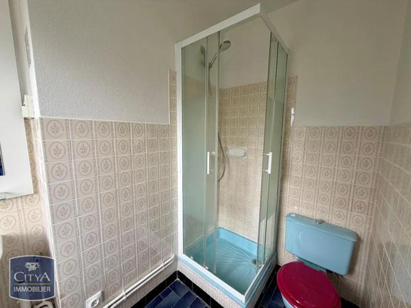 Maison à louer 3 pièces 58.46m² Les Martres-d'Artière (63430)